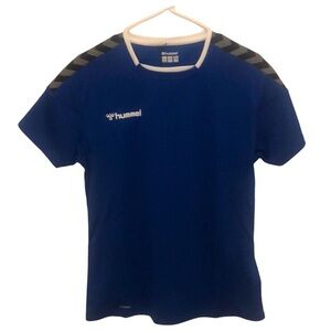 Hummel NEW Womens Workout Cycling Soccer Short Sleeve Shirt Size SMALL
